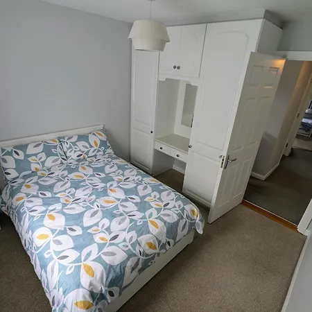 بيت للعطل Cloonmonad